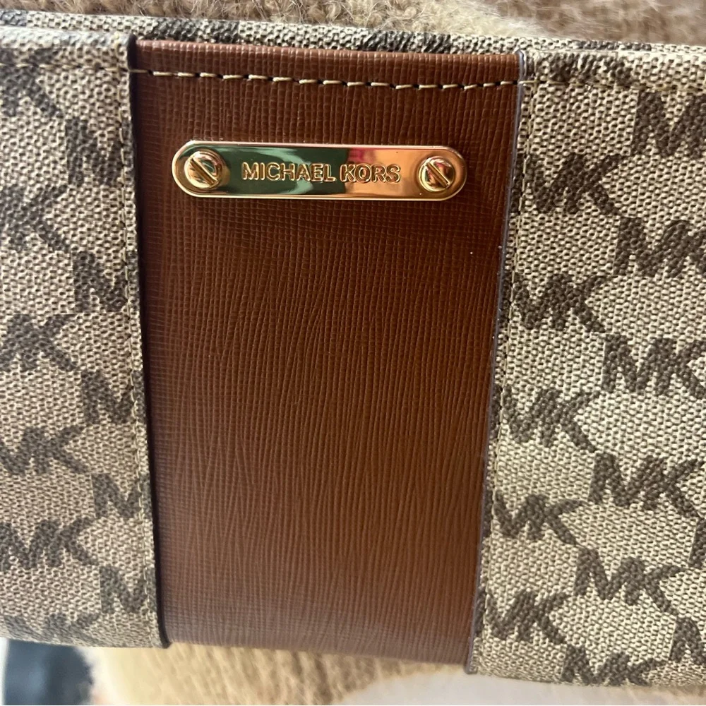 💟 Michael Kors Crossbody | Belt Bag | NWOT - Picture 3 of 9